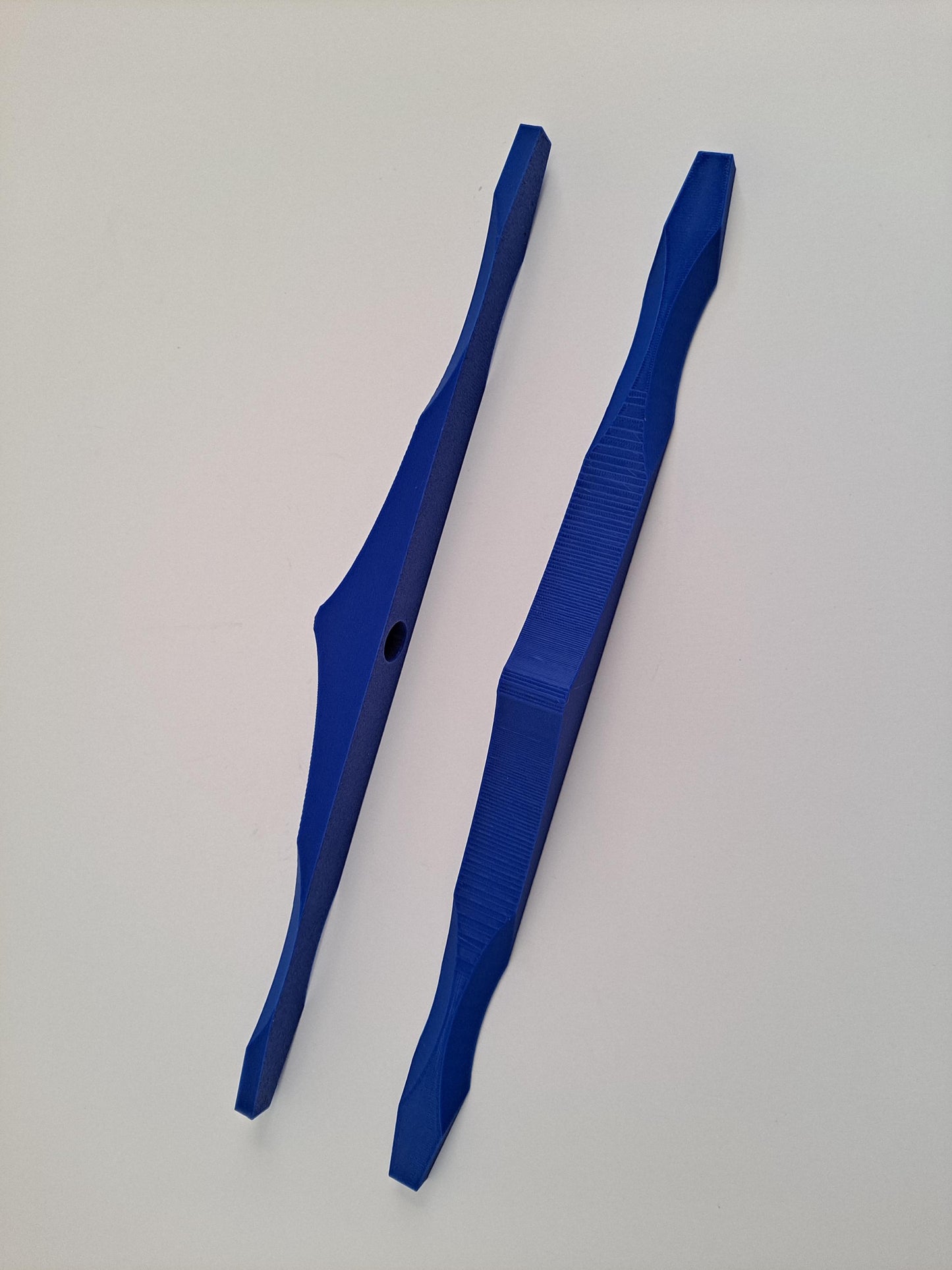 Extra-Large Niddy Noddy – 20.5" Length x 12.25" Width – 3D Printed Ends & Wooden Dowel. Fiber Arts Organization